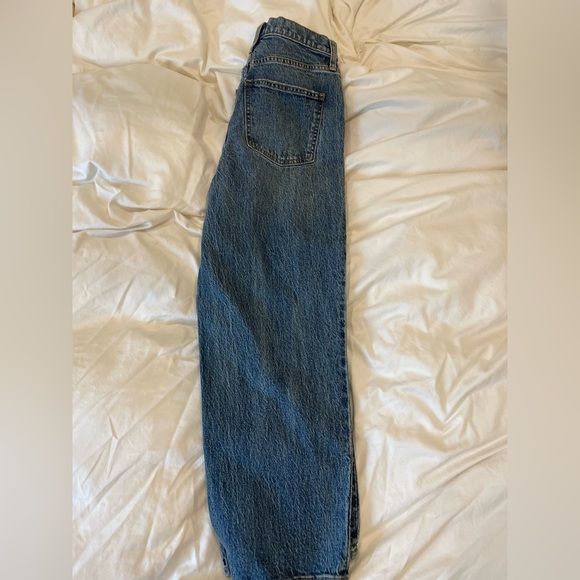 Universal Thread High Waisted Straight Jeans Size 2 - Picture 10 of 10